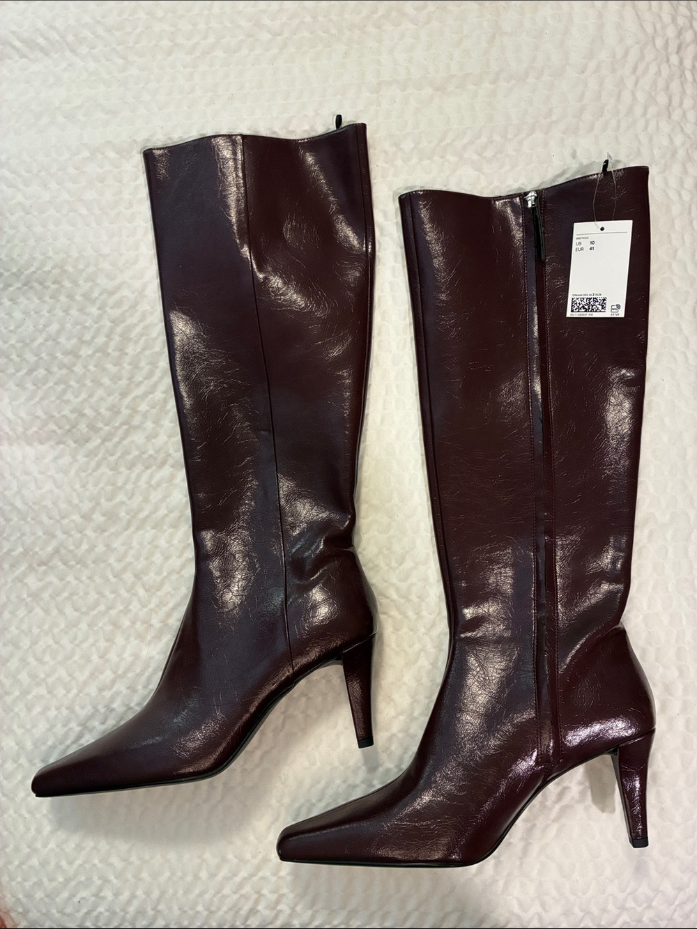 H&M Burgundy Knee-High Pointed-Toe Leather Boots